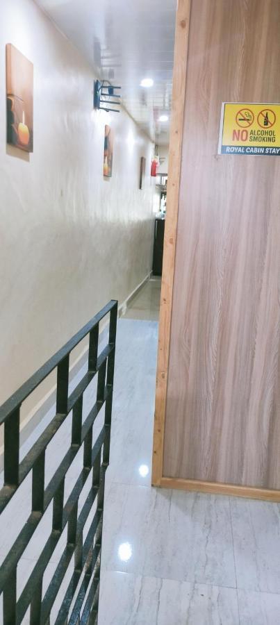 Royal Cabin Stay Βομβάη Εξωτερικό φωτογραφία